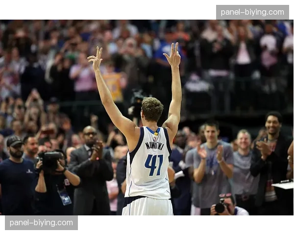 达拉斯独行侠队为诺维茨基的41号球衣举行退役仪式