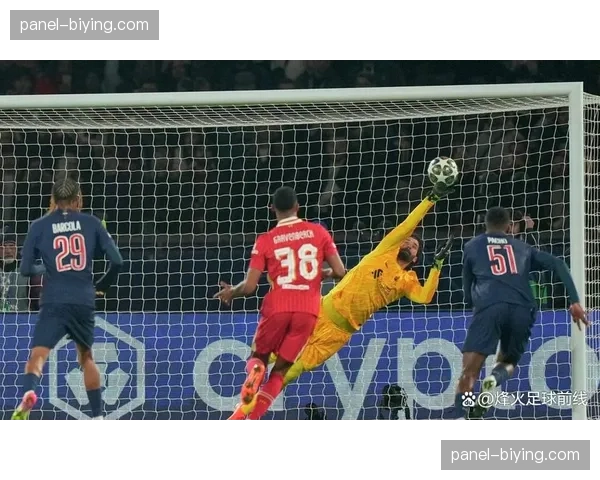 评论:VAR本月在德甲多次介入点球判罚,尺度再引争议 评论:VAR本月在德甲多次介入点球判罚,尺度再引争议