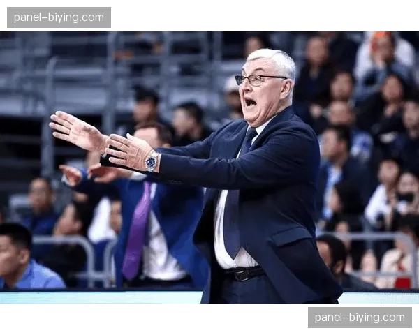 前全黑队教练史蒂夫·汉森专访：谈现代教练的角色转变